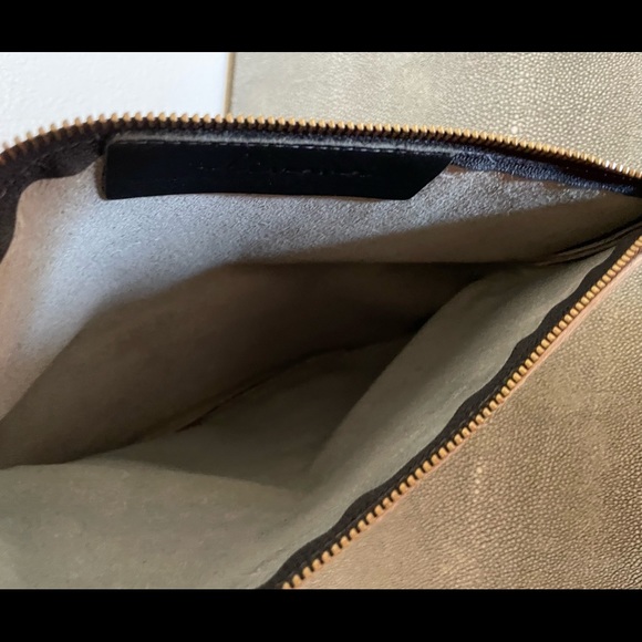 OLIVEVE “Anastasia Clutch” - New Without Tags - Picture 9 of 10